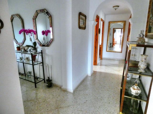 3 soveværelse Finca/Landehus til salg i Benajarafe, Vélez-Málaga med garage - € 365.000 (Ref: 4419057)