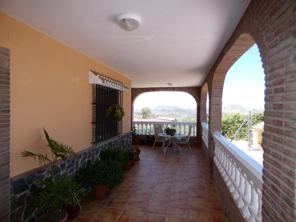 4 bedroom Finca/Country House for sale in Casabermeja - € 400,000 (Ref: 4654767)