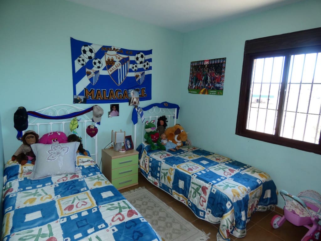 4 bedroom Finca/Country House for sale in Casabermeja - € 400,000 (Ref: 4654767)