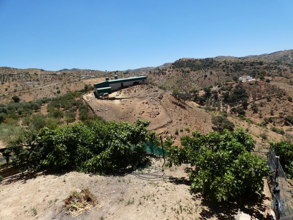 4 bedroom Finca/Country House for sale in Casabermeja - € 400,000 (Ref: 4654767)