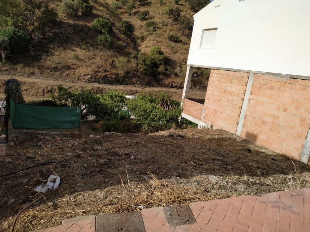 Bouwgrond te koop in Vinuela - € 36.000 (Ref: 4722796)