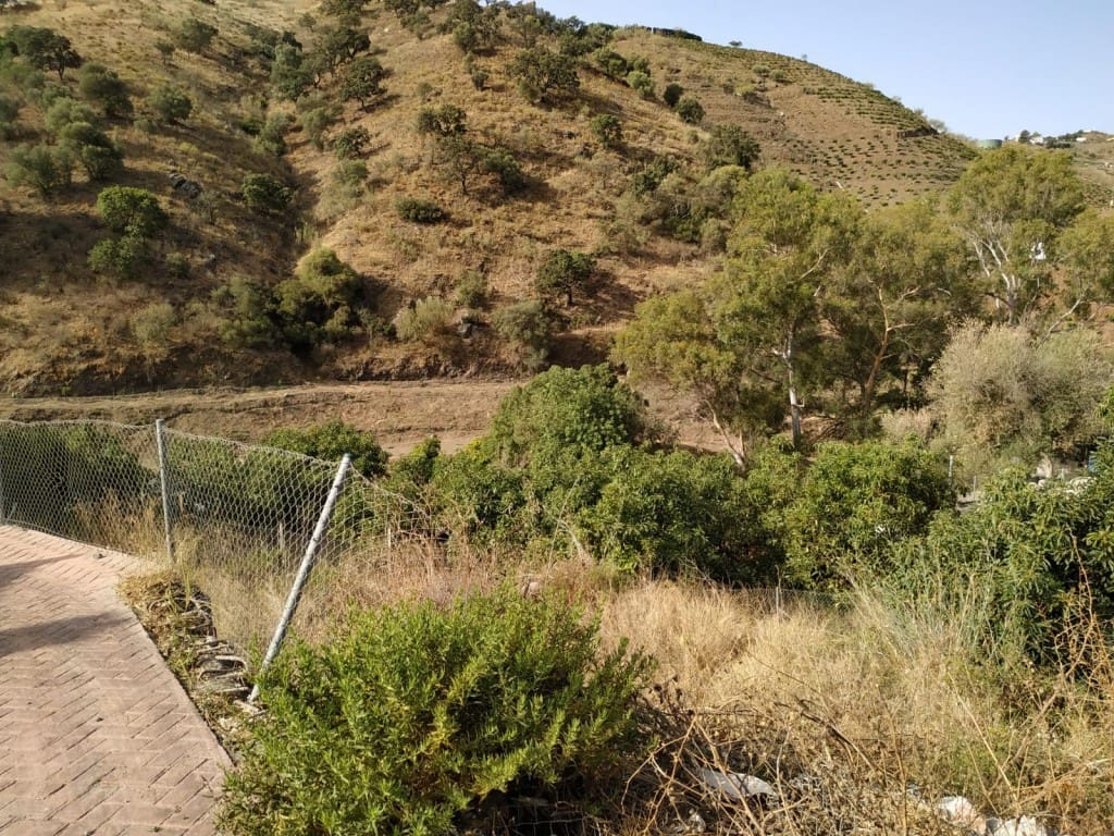 Bouwgrond te koop in Vinuela - € 36.000 (Ref: 4722796)