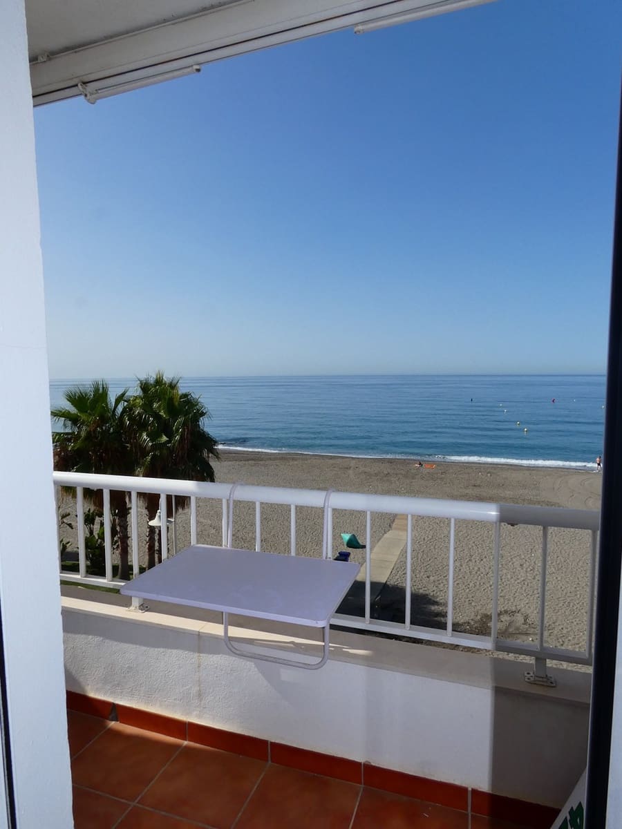 2 soveværelse Penthouse til salg i Algarrobo Costa med garage - € 389.000 (Ref: 4728679)