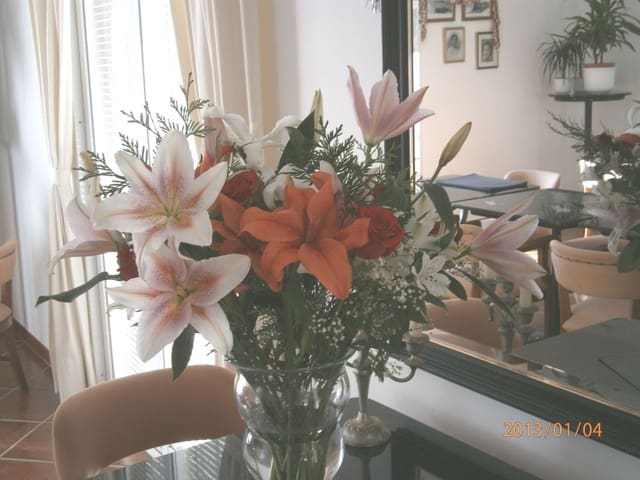 7 sypialnia Hotel na sprzedaż w Macharaviaya z basenem garażem - 995 000 € (Ref: 4911969)