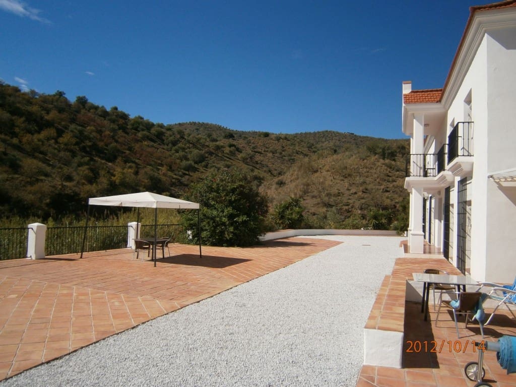 7 soveværelse Hotel til salg i Macharaviaya med swimmingpool garage - € 995.000 (Ref: 4911969)