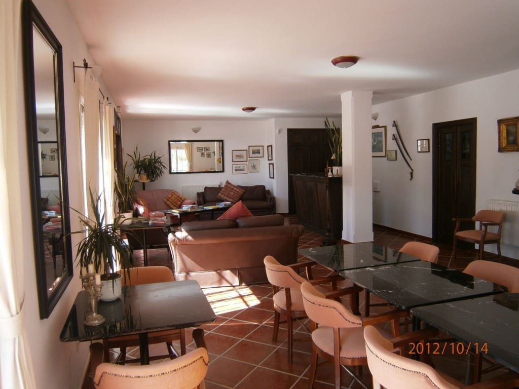 7 soveværelse Hotel til salg i Macharaviaya med swimmingpool garage - € 995.000 (Ref: 4911969)