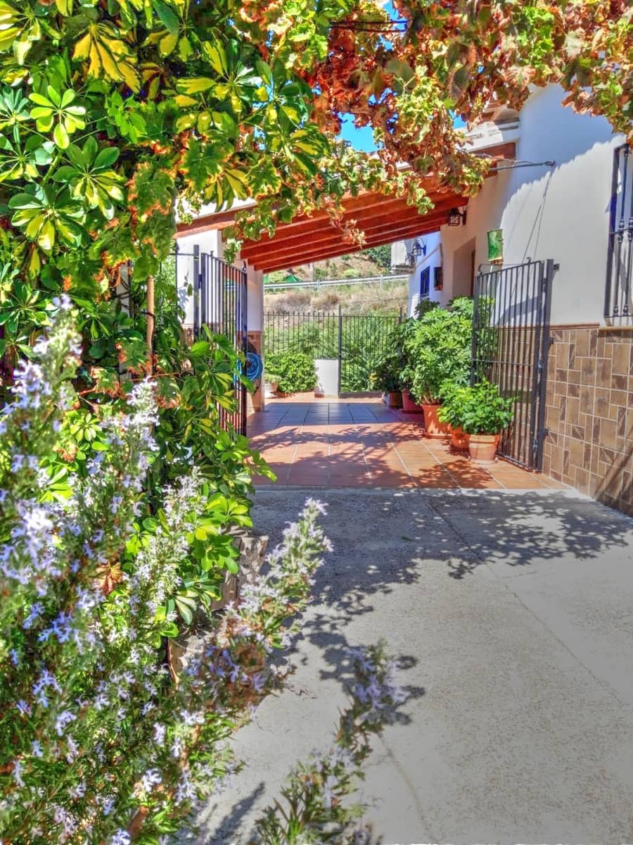 3 soveværelse Finca/Landehus til salg i Benamargosa - € 249.600 (Ref: 5101259)