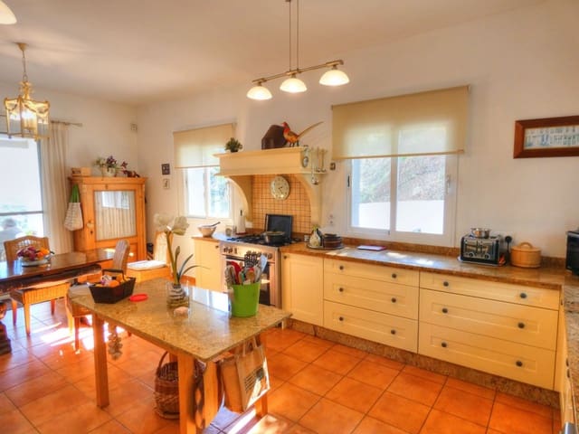 3 sypialnia Willa na sprzedaż w Riogordo z basenem garażem - 575 000 € (Ref: 5119511)