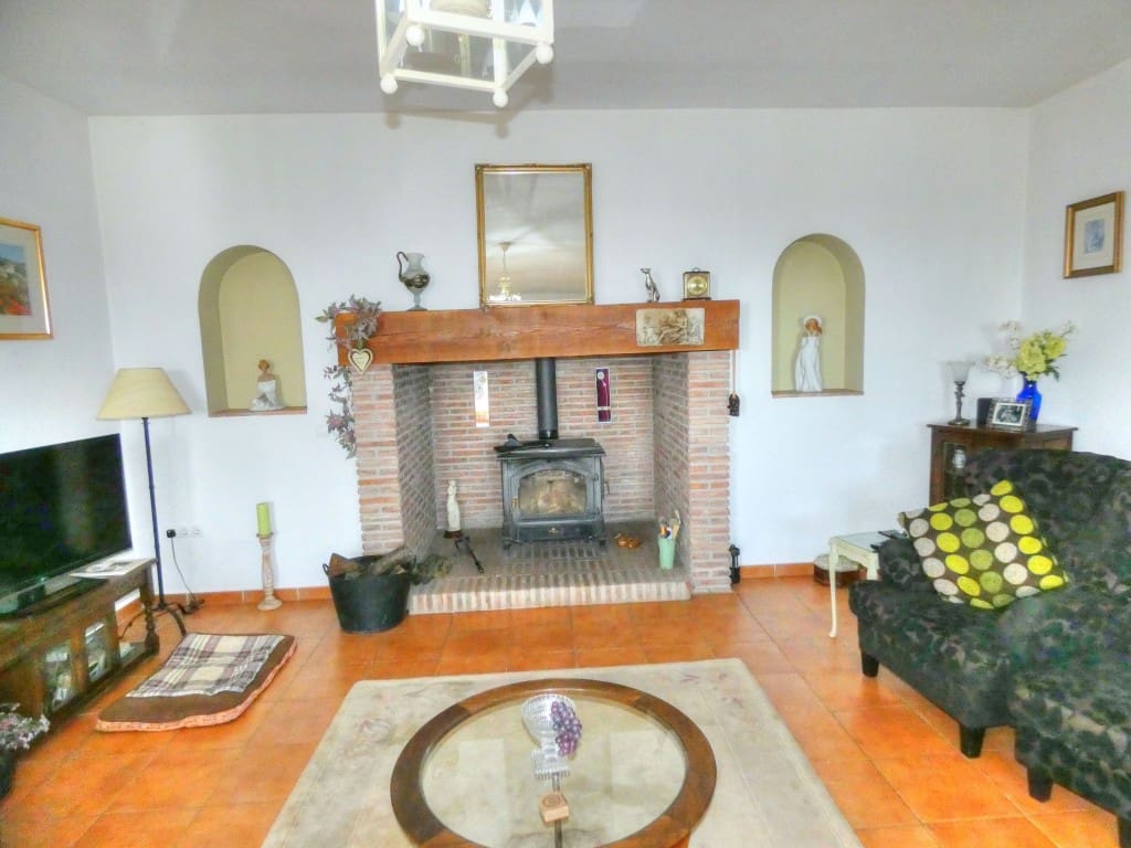 3 sypialnia Willa na sprzedaż w Riogordo z basenem garażem - 575 000 € (Ref: 5119511)