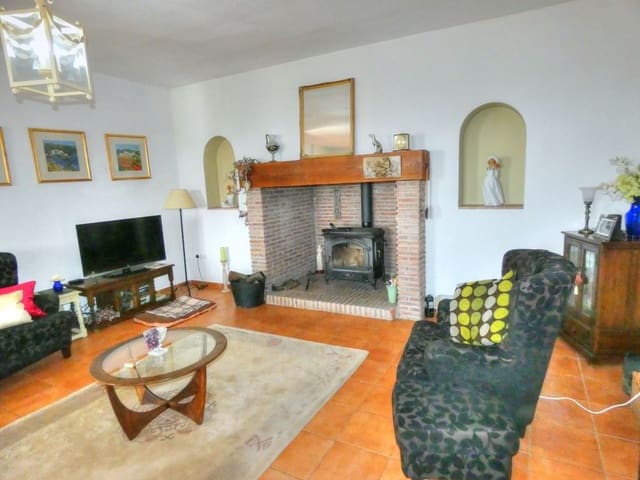 3 sypialnia Willa na sprzedaż w Riogordo z basenem garażem - 575 000 € (Ref: 5119511)