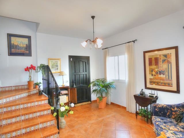 3 sypialnia Willa na sprzedaż w Riogordo z basenem garażem - 575 000 € (Ref: 5119511)