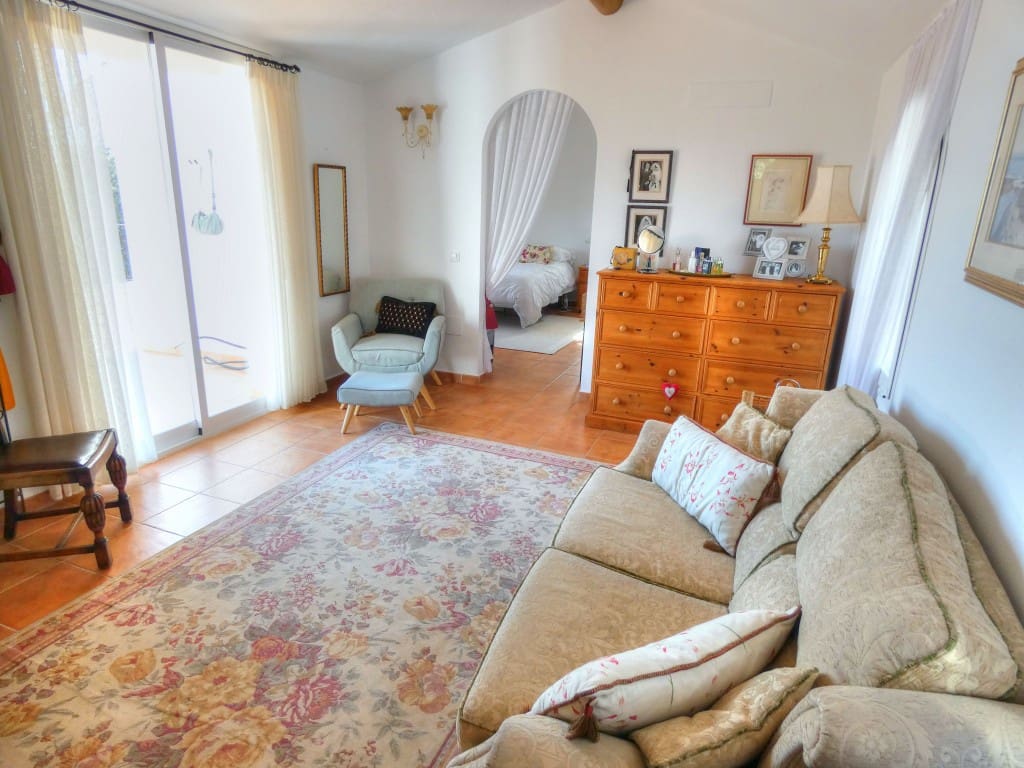 3 sypialnia Willa na sprzedaż w Riogordo z basenem garażem - 575 000 € (Ref: 5119511)