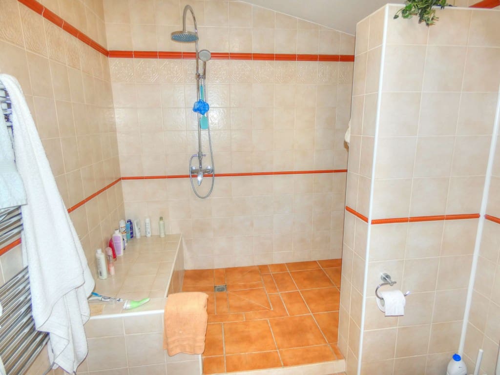 3 sypialnia Willa na sprzedaż w Riogordo z basenem garażem - 575 000 € (Ref: 5119511)