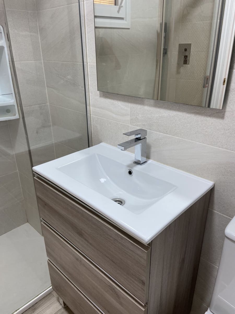 1 quarto Apartamento para arrendar em Benajarafe com piscina - 700 € (Ref: 5526780)
