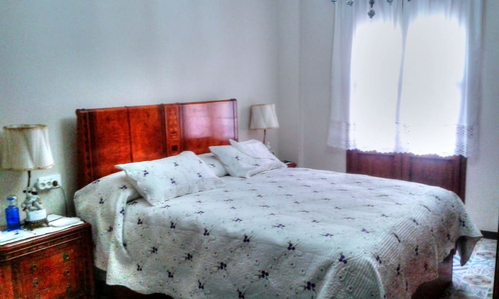 5 soveværelse Villa til salg i Alhama de Granada med garage - € 450.000 (Ref: 5691155)