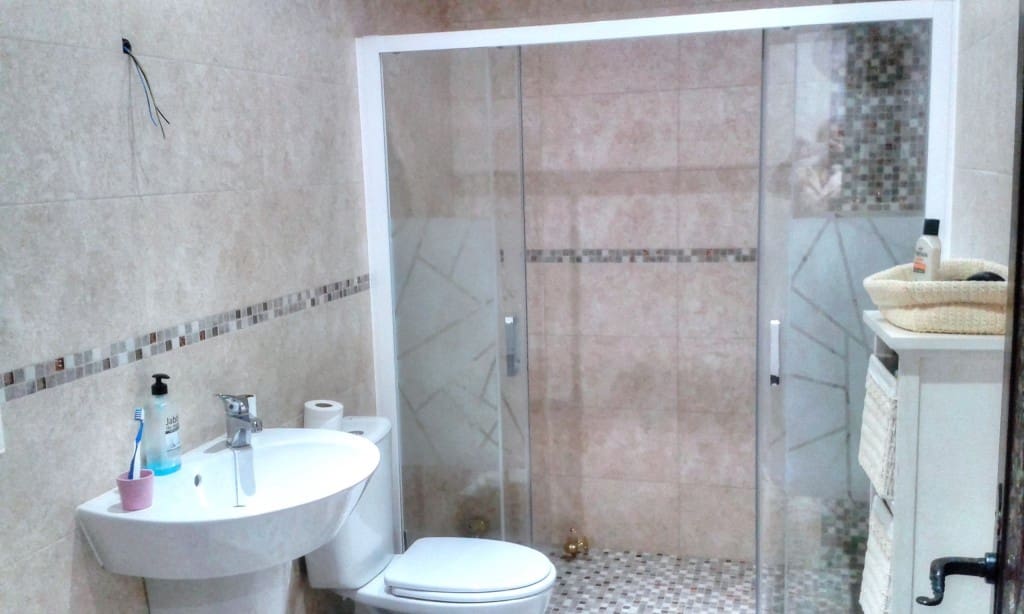 5 soveværelse Villa til salg i Alhama de Granada med garage - € 450.000 (Ref: 5691155)