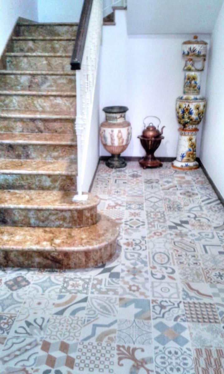 5 soveværelse Villa til salg i Alhama de Granada med garage - € 450.000 (Ref: 5691155)