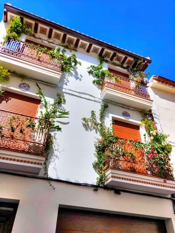 5 soveværelse Villa til salg i Alhama de Granada med garage - € 450.000 (Ref: 5691155)