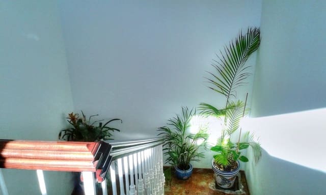 5 soveværelse Villa til salg i Alhama de Granada med garage - € 450.000 (Ref: 5691155)