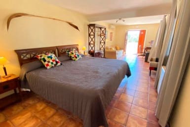 10 soveværelse Hotel til salg i Cordoba by med swimmingpool - € 985.000 (Ref: 6125745)