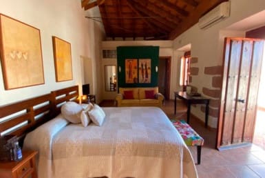 10 soveværelse Hotel til salg i Cordoba by med swimmingpool - € 985.000 (Ref: 6125745)