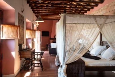 10 soveværelse Hotel til salg i Cordoba by med swimmingpool - € 985.000 (Ref: 6125745)