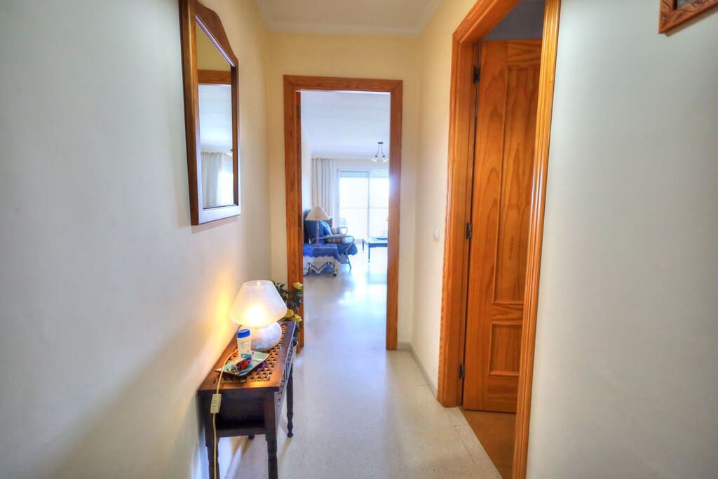 2 sovrum Lägenhet att hyra i Benajarafe med pool garage - 850 € (Ref: 6421411)