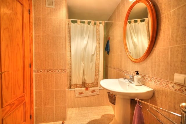 2 sovrum Lägenhet att hyra i Benajarafe, Vélez-Málaga med pool garage - 850 € (Ref: 6421411)