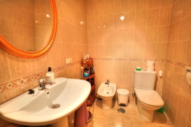 2 sovrum Lägenhet att hyra i Benajarafe, Vélez-Málaga med pool garage - 850 € (Ref: 6421411)