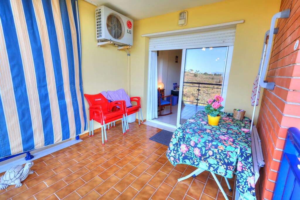 2 sovrum Lägenhet att hyra i Benajarafe med pool garage - 850 € (Ref: 6421411)