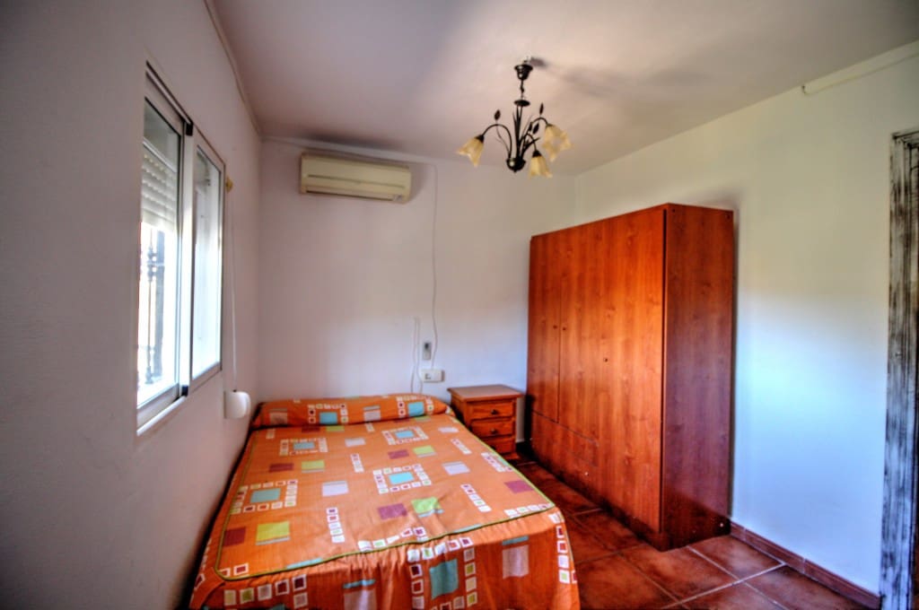 3 soveværelse Finca/Landehus til salg i Velez-Malaga - € 160.000 (Ref: 7078774)