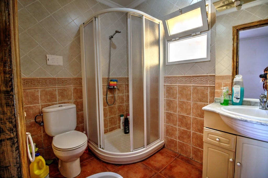 3 soveværelse Finca/Landehus til salg i Velez-Malaga - € 160.000 (Ref: 7078774)