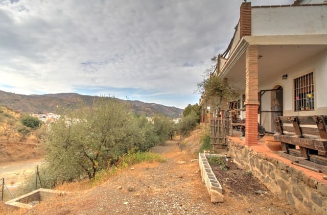 7 sypialnia Finka/Dom wiejski na sprzedaż w Riogordo z basenem - 750 000 € (Ref: 7207882)