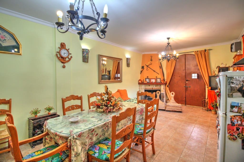 7 camera da letto Finca/Casa di Campagna in vendita in Riogordo con piscina - 750.000 € (Rif: 7207882)