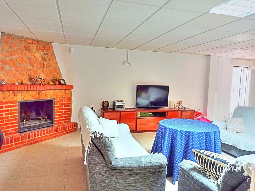 3 soveværelse Byhus til salg i Freila - € 130.000 (Ref: 7292623)