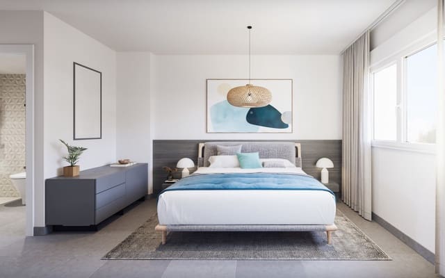 Piso de 3 habitaciones en Torre del Mar, Vélez-Málaga en venta con piscina - 314.950 € (Ref: 7402052)