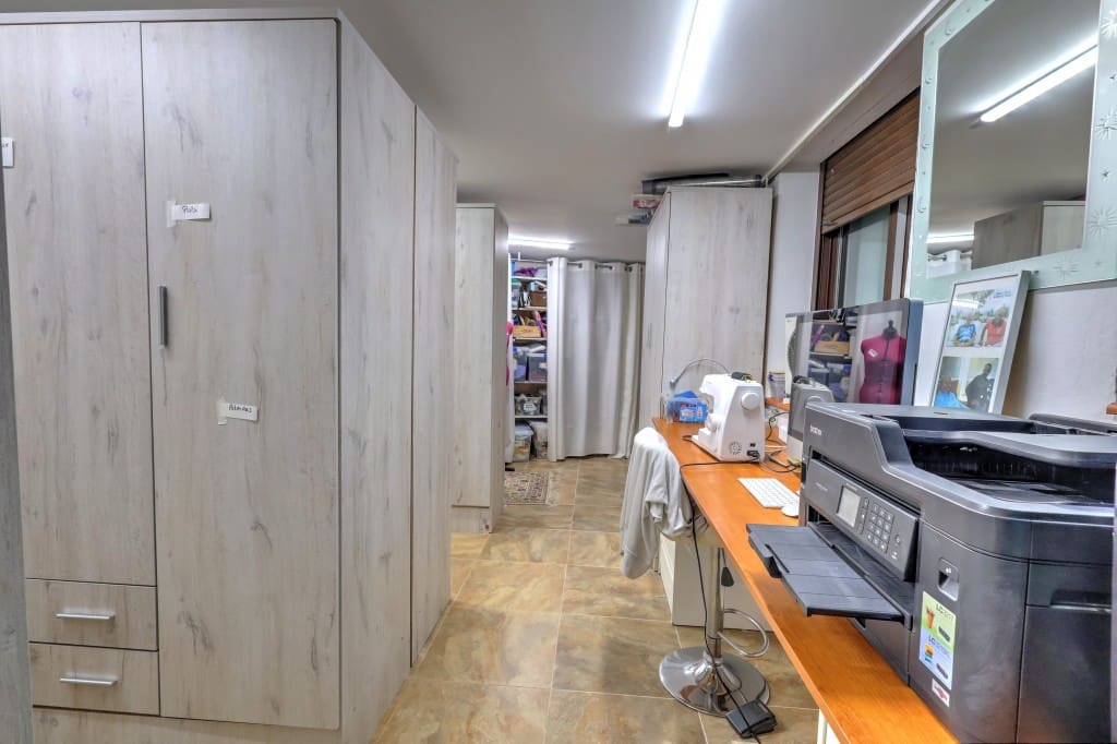 3 soverom Finca/Herregård til salgs i Arenas med svømmebasseng garasje - € 439 000 (Ref: 7440826)