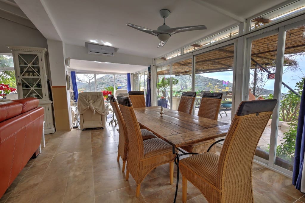 3 soverom Finca/Herregård til salgs i Arenas med svømmebasseng garasje - € 439 000 (Ref: 7440826)