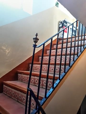 11 slaapkamer Hotel te koop in Alfarnate - € 95.000 (Ref: 7478410)