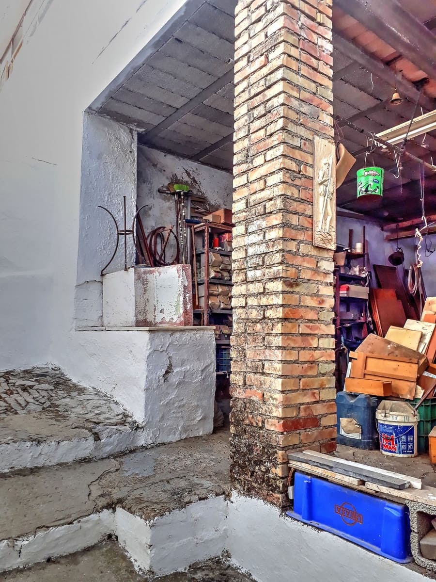 11 soveværelse Hotel til salg i Alfarnate - € 95.000 (Ref: 7478410)