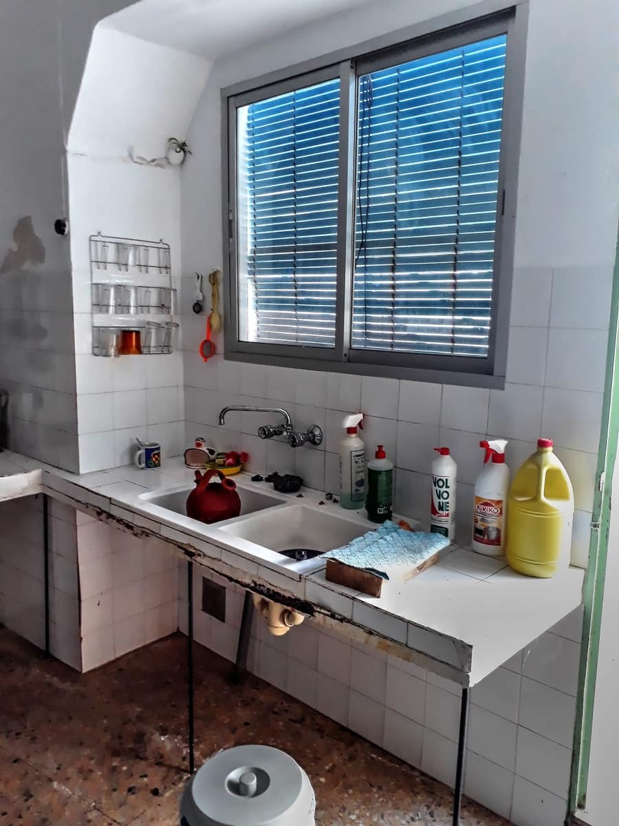 11 soveværelse Hotel til salg i Alfarnate - € 95.000 (Ref: 7478410)