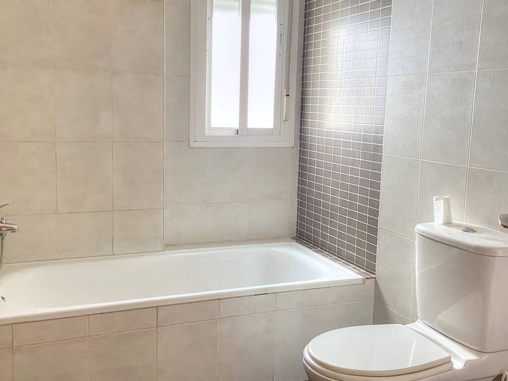 Ático de 4 habitaciones en Riogordo en venta - 197.000 € (Ref: 7512588)