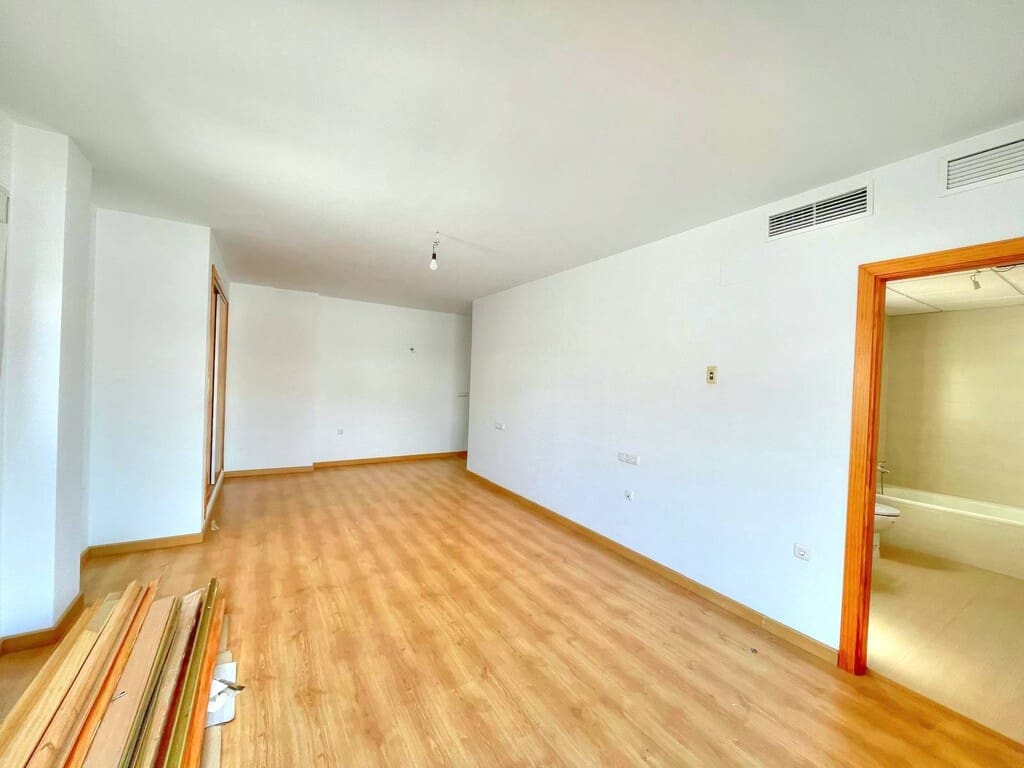 Ático de 4 habitaciones en Riogordo en venta - 197.000 € (Ref: 7512588)