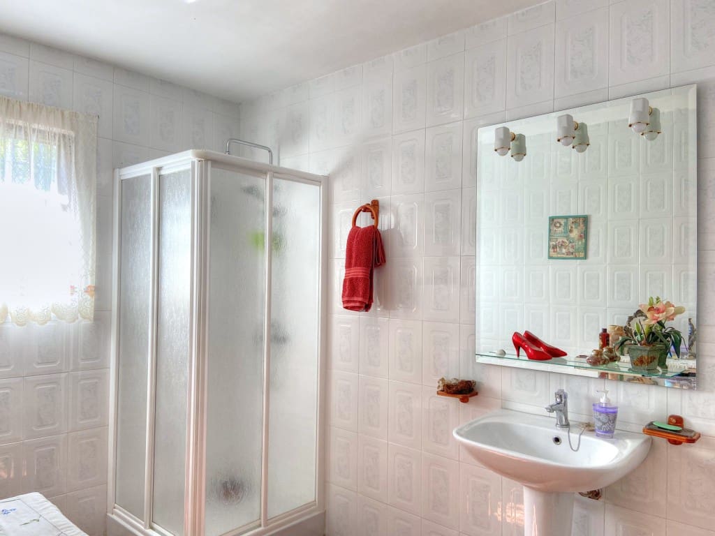 3 sypialnia Finka/Dom wiejski na sprzedaż w Moclinejo z basenem - 440 000 € (Ref: 7650415)