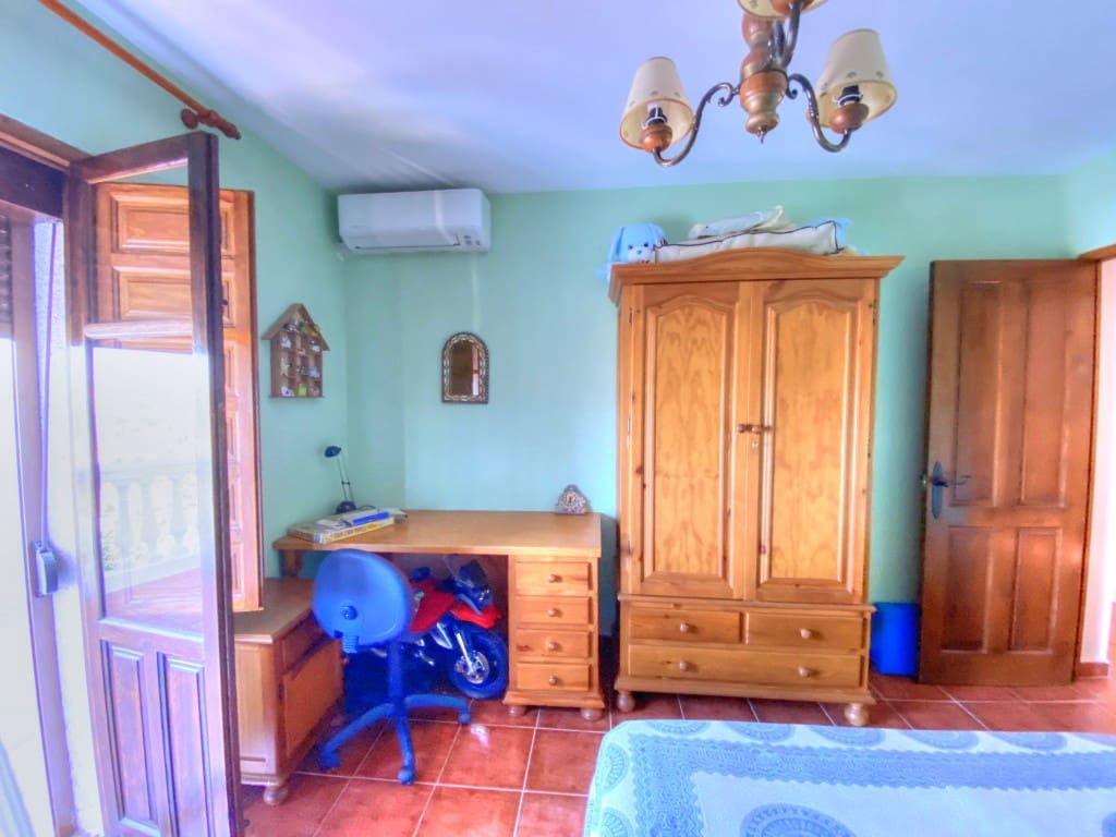 3 sypialnia Finka/Dom wiejski na sprzedaż w Moclinejo z basenem - 440 000 € (Ref: 7650415)