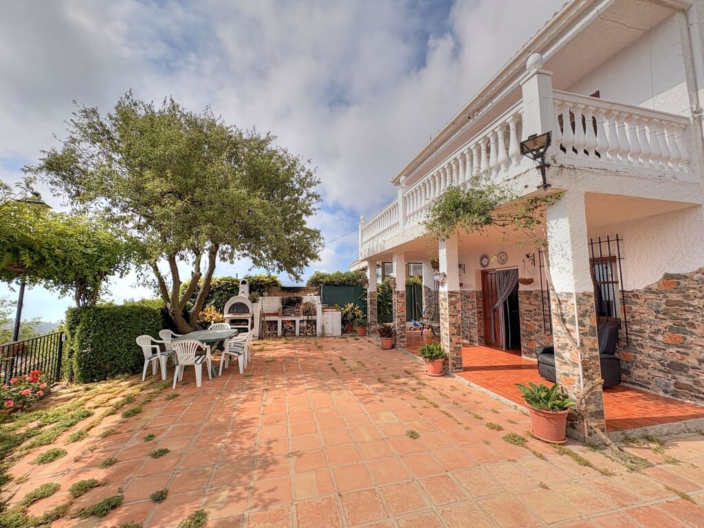 3 quarto Quinta/Casa Rural para venda em Moclinejo com piscina garagem - 440 000 € (Ref: 7650415)