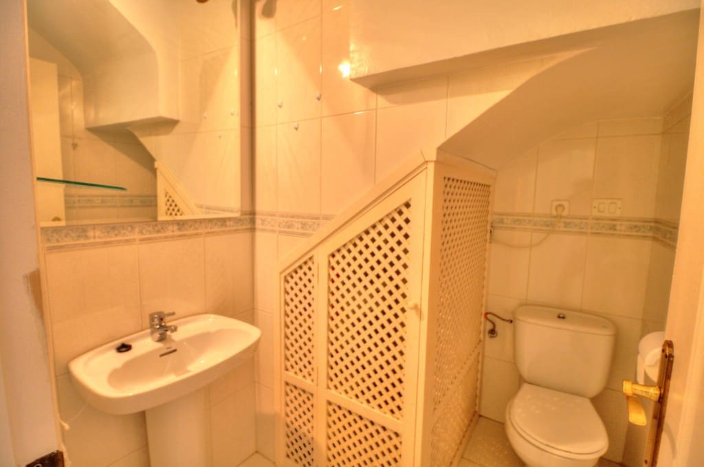 2 bedroom Townhouse for rent in Benajarafe with pool - € 900 (Ref: 7698978)