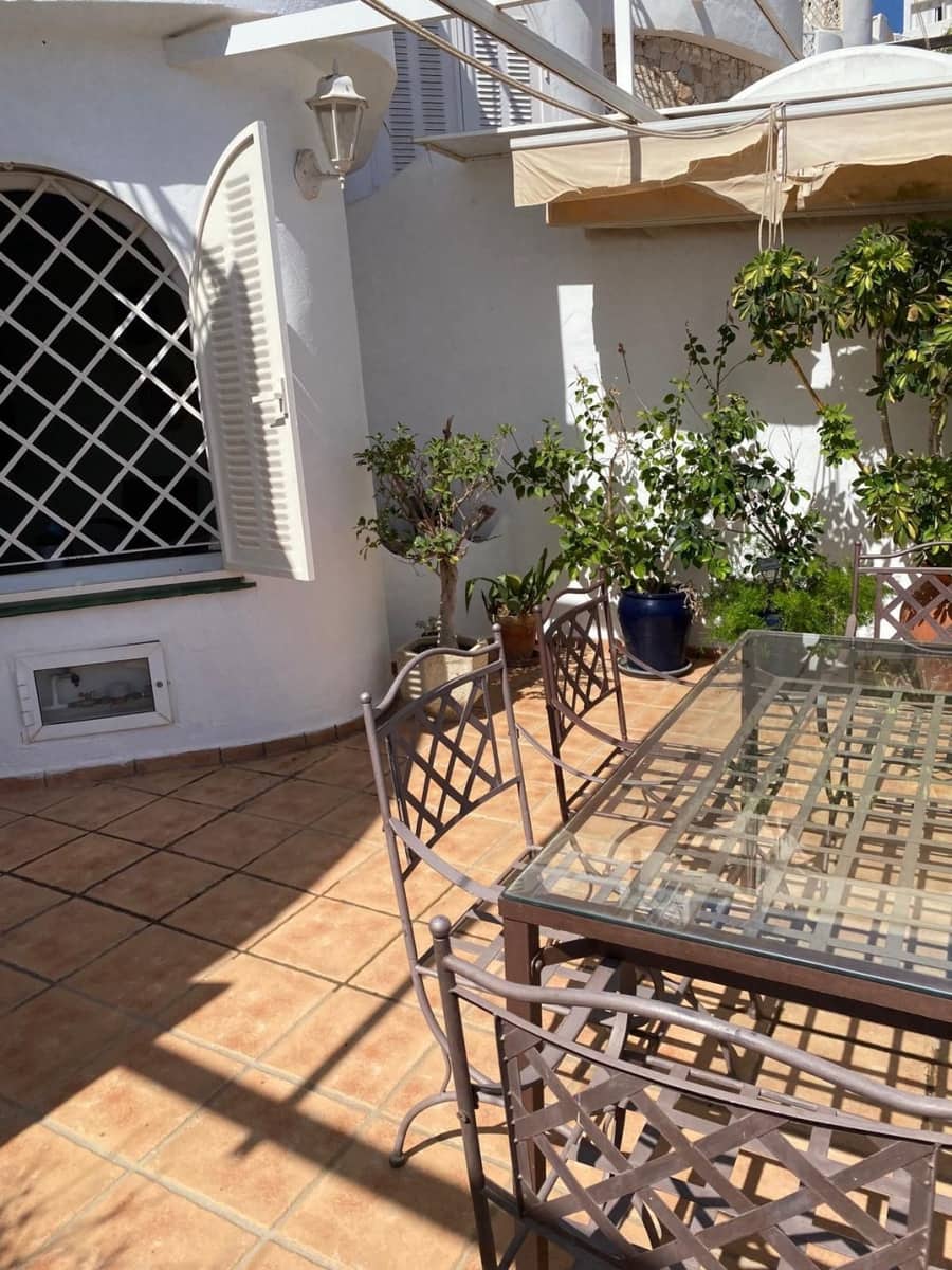 2 bedroom Townhouse for rent in Benajarafe with pool - € 900 (Ref: 7698978)