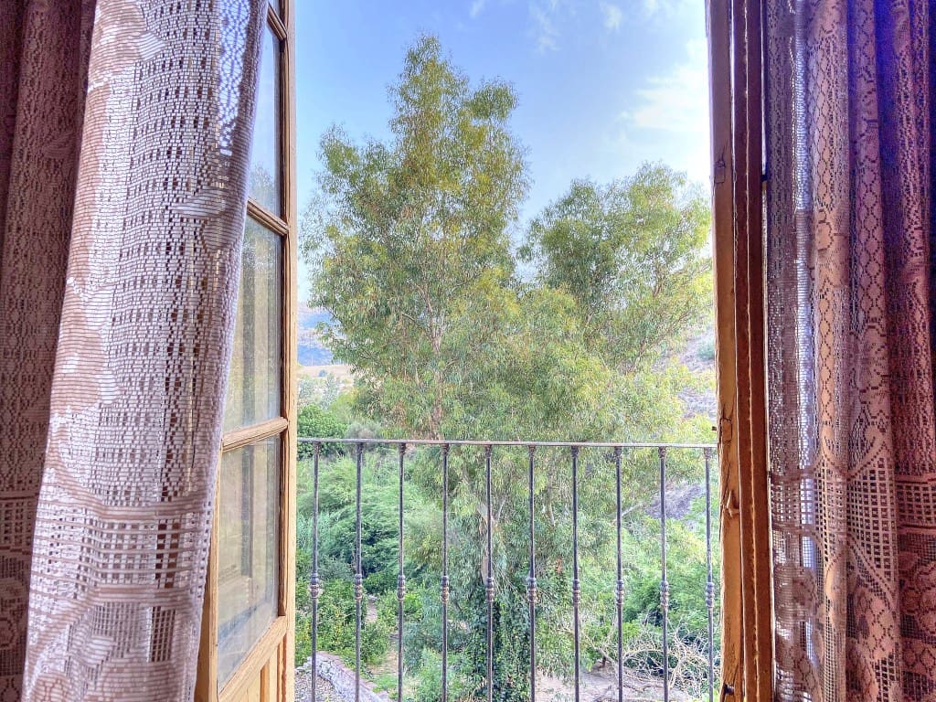 4 sypialnia Finka/Dom wiejski na sprzedaż w Riogordo z basenem garażem - 373 000 € (Ref: 7724637)