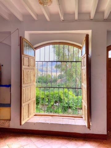 4 sypialnia Finka/Dom wiejski na sprzedaż w Riogordo z basenem garażem - 373 000 € (Ref: 7724637)